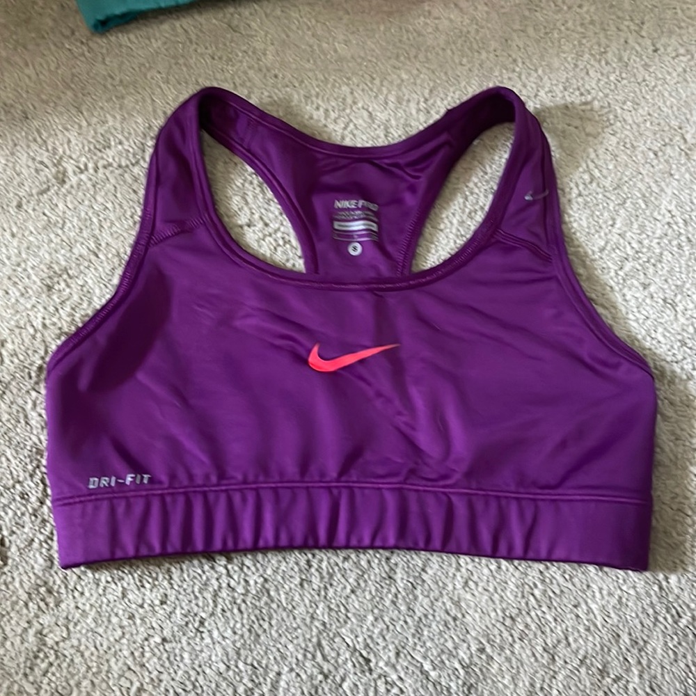 Nike dri fit sports bra never worn.